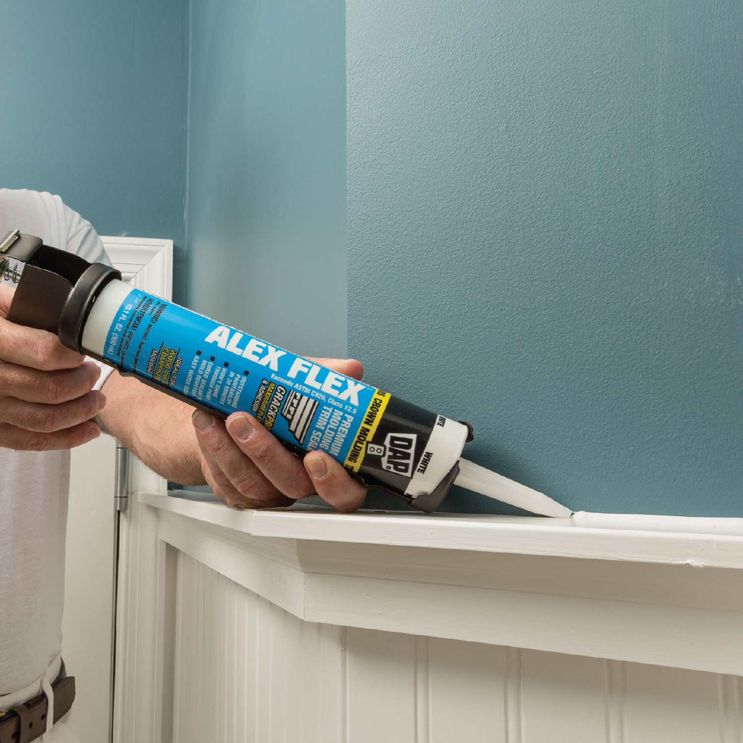 ALEX FLEX Premium Molding & Trim Acrylic Latex Siliconized Sealant