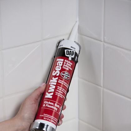 KWIK SEAL KITCHEN & BATH ADHESIVE CAULK