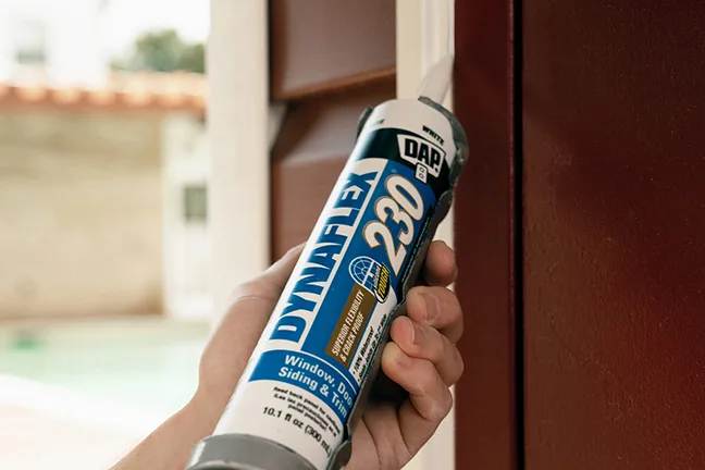 dynaflex 230 sealing door exterior